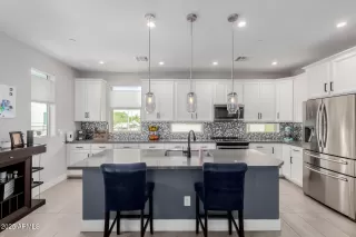 More Details about MLS # 6857604 : 820 N 8TH AVENUE#25