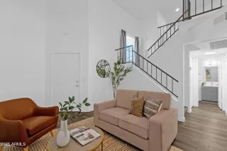 Photo #1: 6857606 Listing 