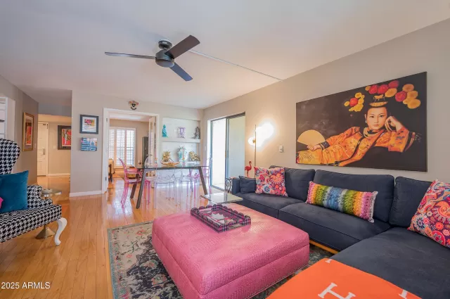 MLS: 6857745 Condo For Sale