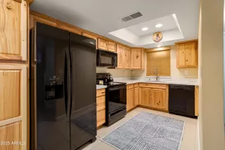 Photo #1: 6857758 Listing