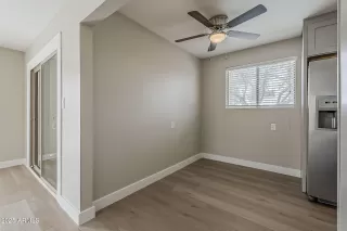 Photo #6: 6857806 Listing