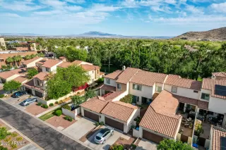 Photo #5: 6857911 Listing 