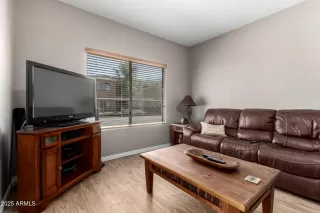 Photo #2: 6857941 Listing