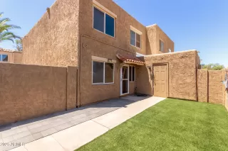 Photo #1: 6857986 Listing