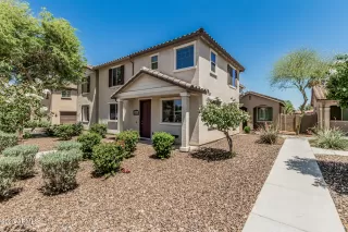 Photo #1: 6858053 Listing