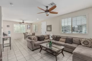 Photo #4: 6858053 Listing