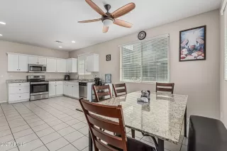 Photo #5: 6858053 Listing