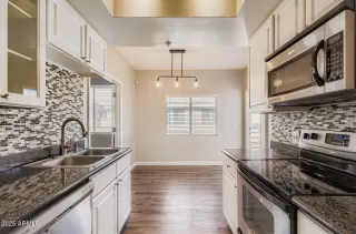 Photo #1: 6858204 Listing