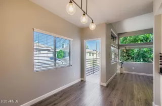 Photo #3: 6858204 Listing