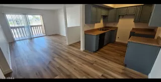 Photo #2: 6858273 Listing 