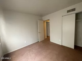 Photo #4: 6858462 Listing