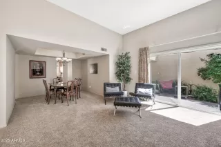 Photo #3: 6858517 Listing