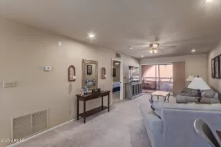 Photo #3: 6858612 Listing 