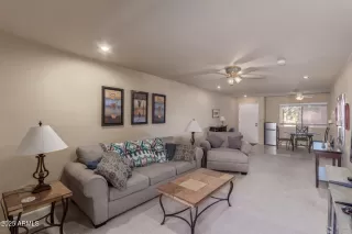 Photo #5: 6858612 Listing 