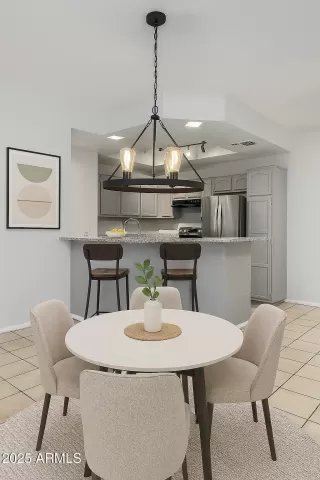 Photo #2: 6858652 Listing