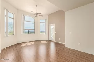 Photo #4: 6858701 Listing 