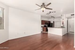 Photo #3: 6858717 Listing