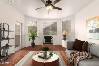 Photo #5: 6858717 Listing