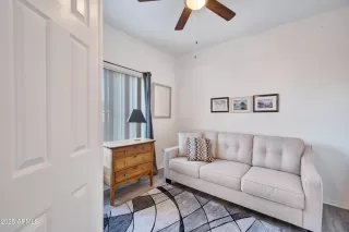 Photo #2: 6858845 Listing