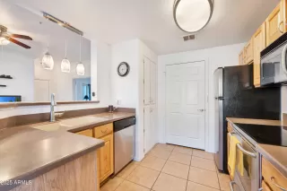 Photo #4: 6858845 Listing