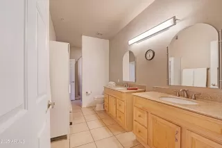 Photo #6: 6858845 Listing