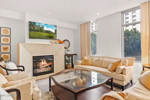 MLS: 6858861 Condo For Sale