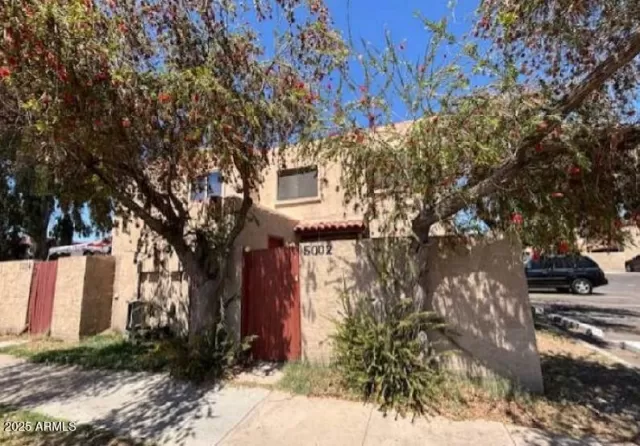 MLS: 6858884 Condo For Sale