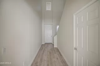 Photo #3: 6858950 Listing