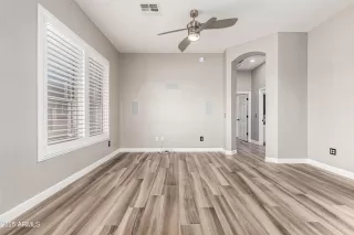 Photo #3: 6859065 Listing