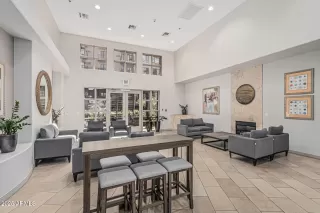 Photo #6: 6859113 Listing 