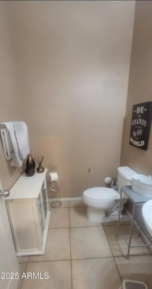 MLS: 6859169 Condo For Sale