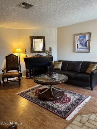 Photo #2: 6859194 Listing 