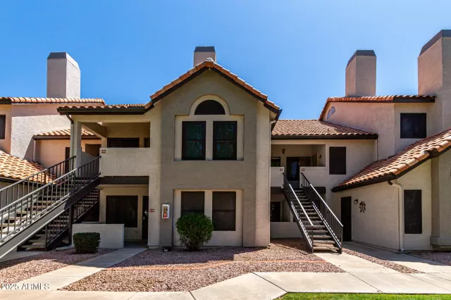 MLS: 6859240 Condo For Sale