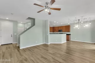 Photo #4: 6859380 Listing 