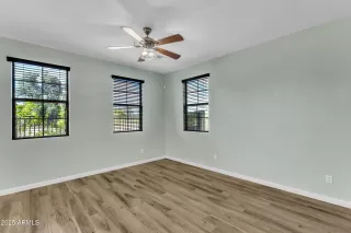 Photo #5: 6859380 Listing 