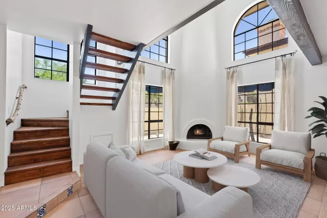 MLS: 6859418 Condo For Sale