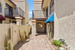 Photo #2: 6859418 Listing