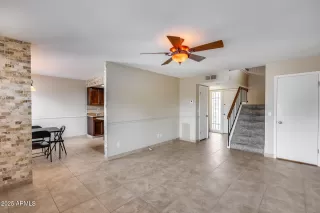 Photo #6: 6859451 Listing 