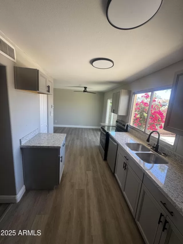 MLS: 6859579 Condo For Sale