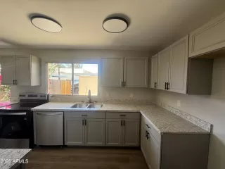 Photo #1: 6859579 Listing 