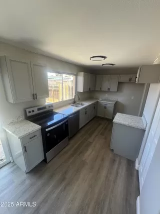 Photo #2: 6859579 Listing 