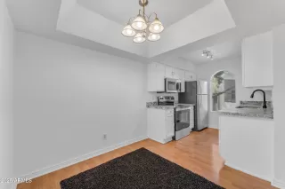 Photo #6: 6859632 Listing 