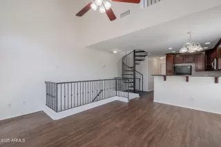 Photo #6: 6859689 Listing 