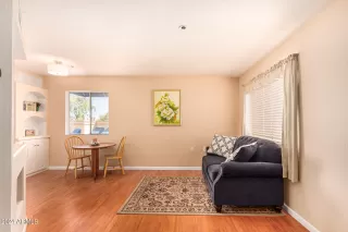 Photo #2: 6859726 Listing