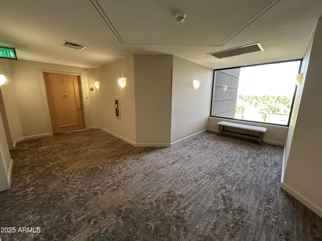 MLS: 6859793 Condo For Sale