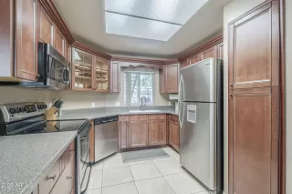 Photo #3: 6859825 Listing