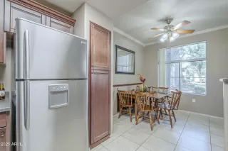 Photo #6: 6859825 Listing