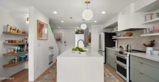 Photo #4: 6860005 Listing 