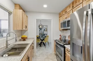 Photo #6: 6860062 Listing