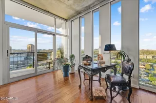 Photo #6: 6860130 Listing 